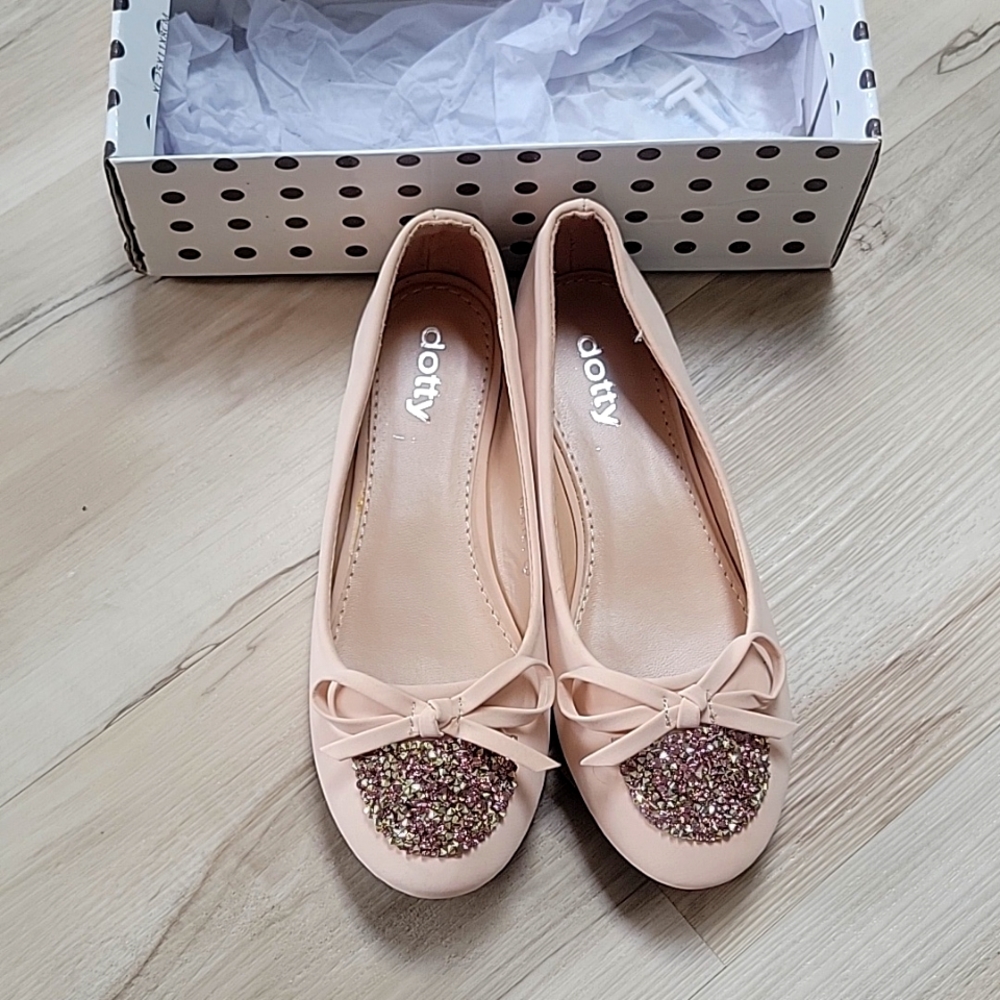 NEW Dotty GIRL FLATS  Shoes Casual